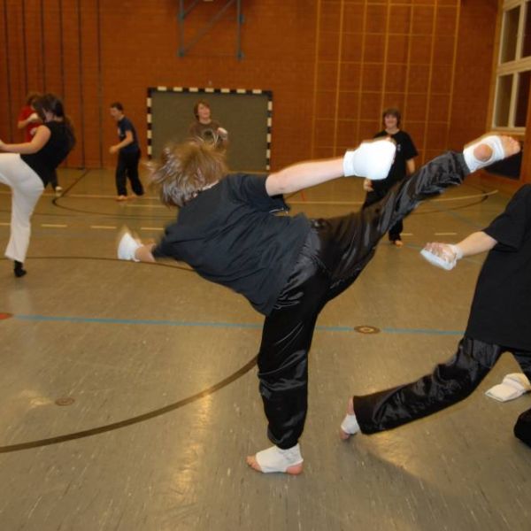 kungfukinder0709_3_1_.jpg