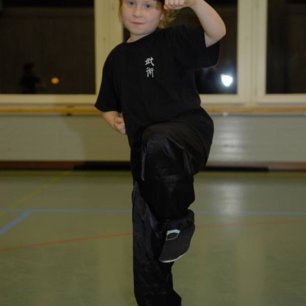 kungfukinder0709_7.jpg